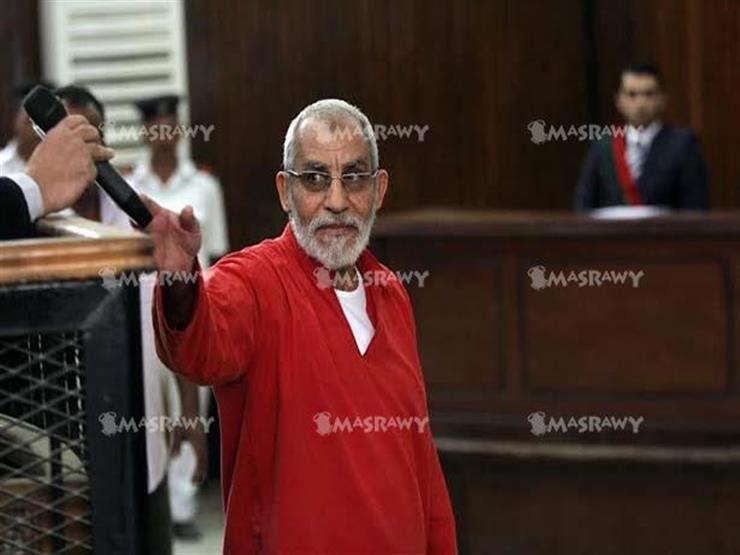 الجنايات تستمع للشهود في محاكمة بديع و12 آخرين بـ"أحداث مكتب الإرشاد" الجنايات تستمع للشهود في محاكمة بديع و12 آخرين بـ"أحداث مكتب الإرشاد"