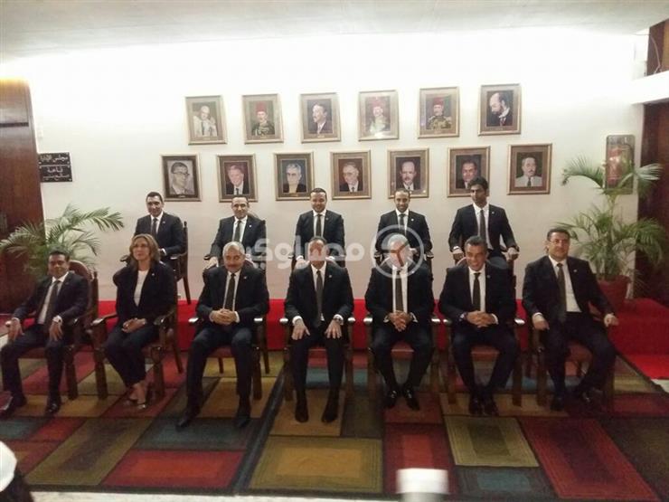 أعضاء بـ"الأهلي" يبدأون جمع توقيعات لإسقاط عضوية رئيس الزمالك أعضاء بـ"الأهلي" يبدأون جمع توقيعات لإسقاط عضوية رئيس الزمالك