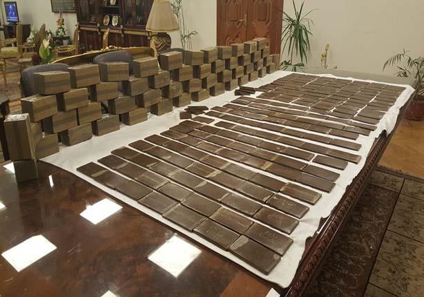 خلال يوم.. ضبط 59 طربة حشيش و10 آلاف قرص مخدر بالمحافظات خلال يوم.. ضبط 59 طربة حشيش و10 آلاف قرص مخدر بالمحافظات