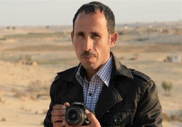 الإفراج عن "أحمد أبو دراع" بعد 8 أيام من احتجازه بكمين "بالوظة" الإفراج عن "أحمد أبو دراع" بعد 8 أيام من احتجازه بكمين "بالوظة"