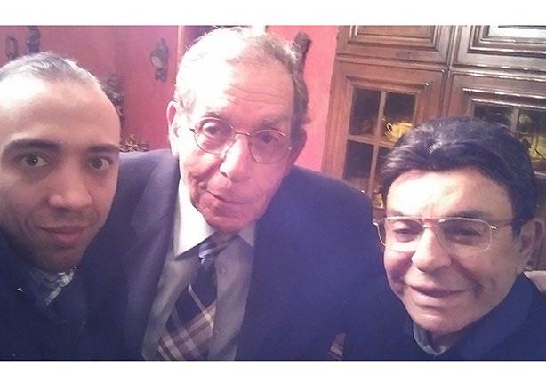 اليوم.. سمير صبري يذيع حلقة خاصة مع طبيب "العندليب الأسمر" في "ذكرياتي" اليوم.. سمير صبري يذيع حلقة خاصة مع طبيب "العندليب الأسمر" في "ذكرياتي"