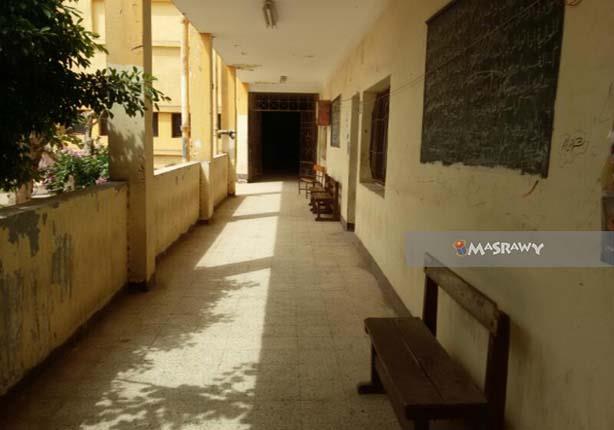 التعليم تتراجع عن إجازة الانتخابات.. وتمنحها لـ"طلاب مدارس اللجان فقط" التعليم تتراجع عن إجازة الانتخابات.. وتمنحها لـ"طلاب مدارس اللجان فقط"