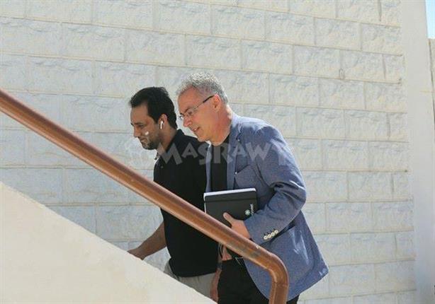 مترجم إيناسيو يؤخر مؤتمر إعلان تفاصيل التعاقد مترجم إيناسيو يؤخر مؤتمر إعلان تفاصيل التعاقد