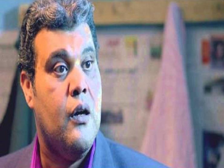 رامز جلال يسخر من ملابس أحمد فتحي في "رامز تحت الارض" رامز جلال يسخر من ملابس أحمد فتحي في "رامز تحت الارض"