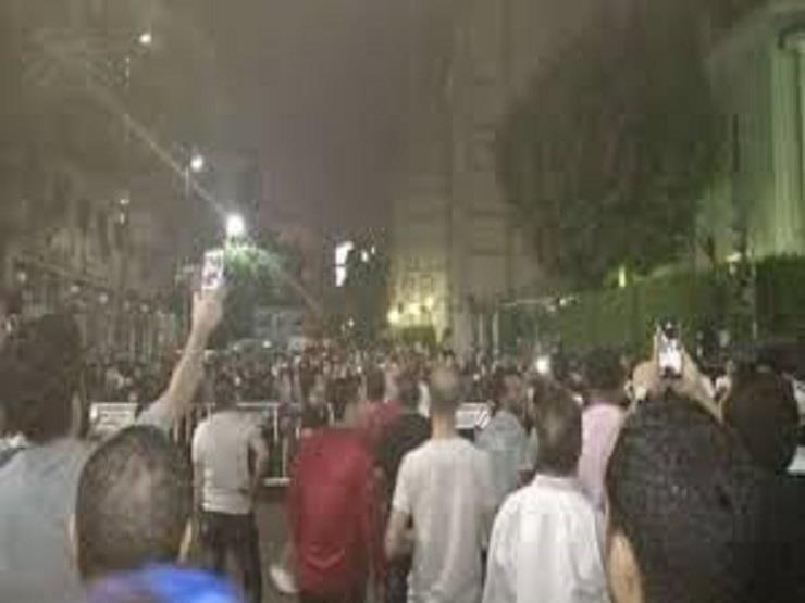 عضو بـ"المصري الديمقراطي": إخلاء الحزب من المعتصمين بعد التفاوض بين "صباحي" والأمن عضو بـ"المصري الديمقراطي": إخلاء الحزب من المعتصمين بعد التفاوض بين "صباحي" والأمن
