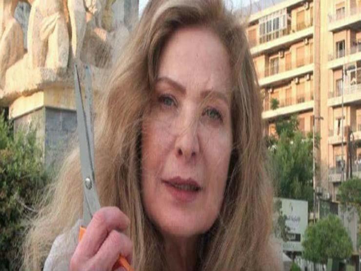 بالصور.. رغدة تقص شعرها في حلب وتوفي بالوعد بالصور.. رغدة تقص شعرها في حلب وتوفي بالوعد