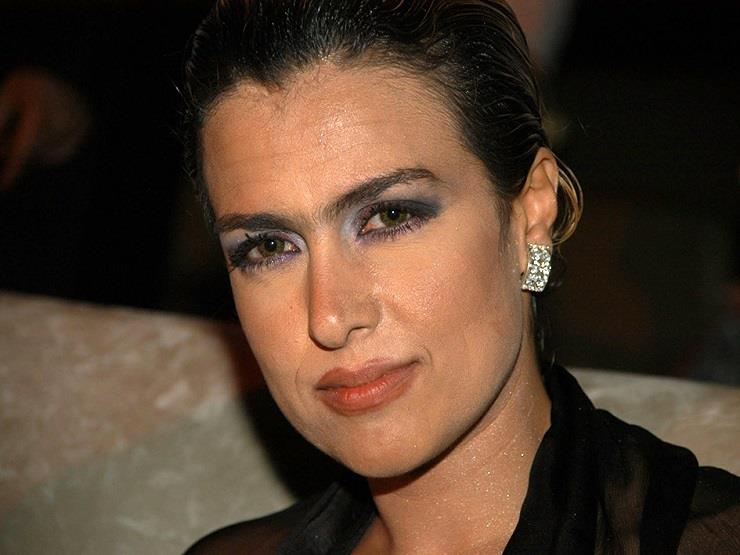 سيمون تستعيد ذكريات "عائلة شمس" سيمون تستعيد ذكريات "عائلة شمس"