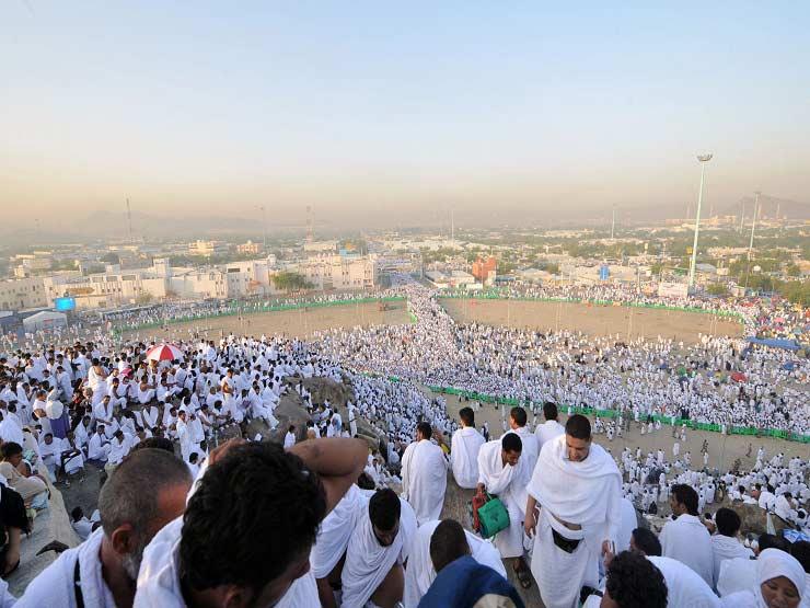 السعودية تعلن موعد وقوف الحجاج بعرفات السعودية تعلن موعد وقوف الحجاج بعرفات