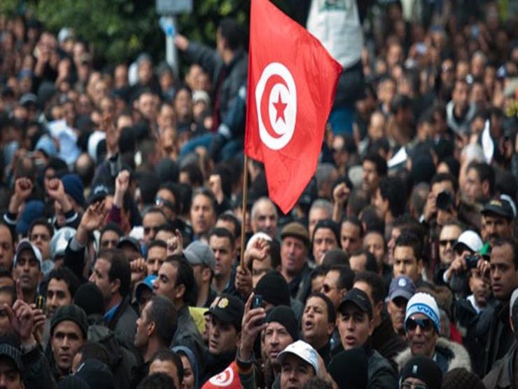 بعد 7 سنوات من ثورة الياسمين.. أزمات الاقتصاد التونسي لم تنته بعد 7 سنوات من ثورة الياسمين.. أزمات الاقتصاد التونسي لم تنته