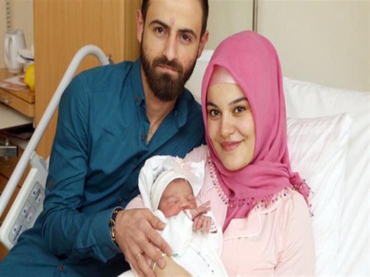 أول طفلة مولودة في النمسا عام 2018 تثير خلافا عنصريا لأنها مسلمة أول طفلة مولودة في النمسا عام 2018 تثير خلافا عنصريا لأنها مسلمة