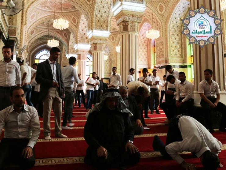 ما حكم المرور بين المصلين بعد بدء الصلاة؟ ما حكم المرور بين المصلين بعد بدء الصلاة؟