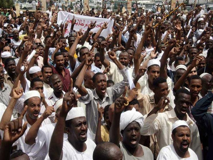 أسوشيتدبرس تكشف.. ماذا فعل البشير في السودان طيلة 30 عامًا؟ أسوشيتدبرس تكشف.. ماذا فعل البشير في السودان طيلة 30 عامًا؟
