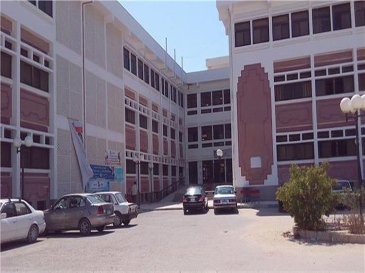 نجاح اليوم الأول من تطبيق "100 مليون صحة" في جامعة العريش نجاح اليوم الأول من تطبيق "100 مليون صحة" في جامعة العريش