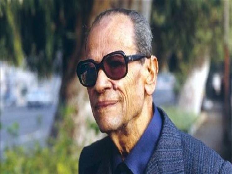 لم تُنشر من قبل.. الكشف عن قصص جديدة لنجيب محفوظ في منزل ابنته لم تُنشر من قبل.. الكشف عن قصص جديدة لنجيب محفوظ في منزل ابنته