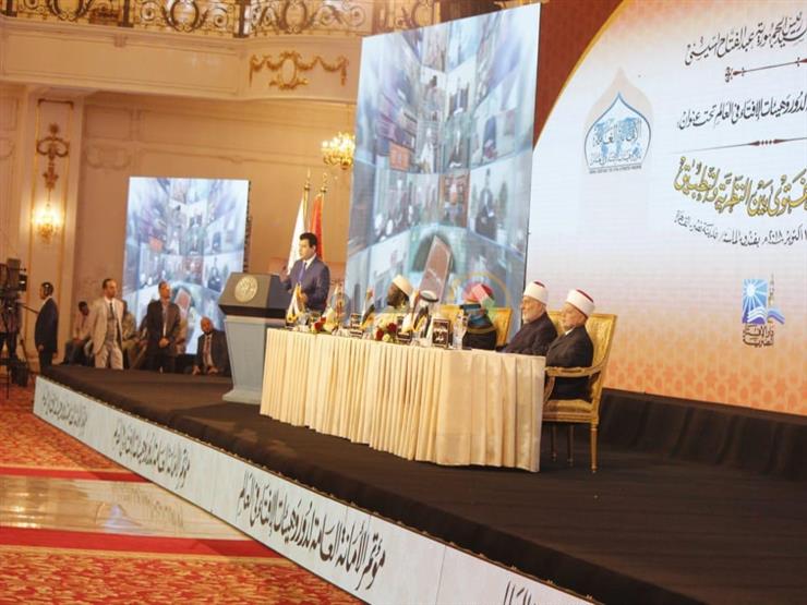 وزير الأوقاف: نحتاج لقراءة جديدة لبعض مفاهيم الفقه دون تمييز لأبناء الوطن وزير الأوقاف: نحتاج لقراءة جديدة لبعض مفاهيم الفقه دون تمييز لأبناء الوطن