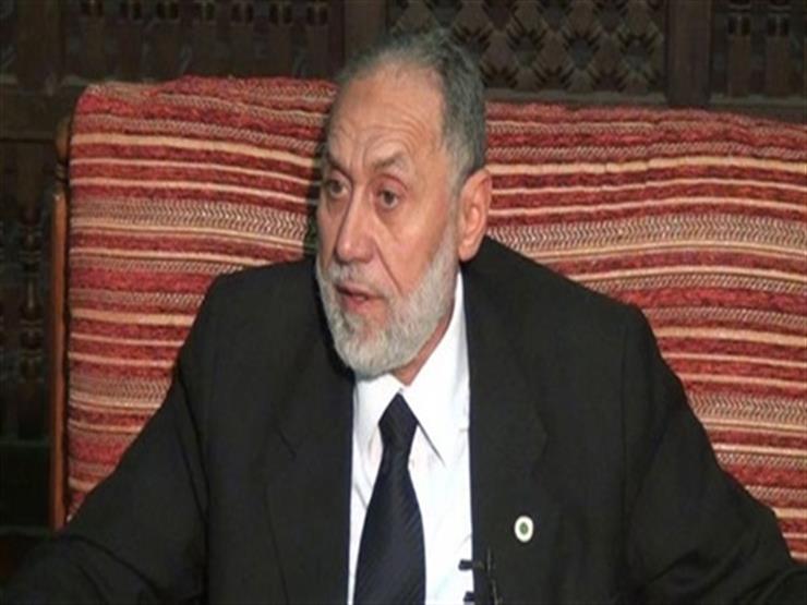 مستشار شيخ الأزهر: لهذا السبب منع الرسول جمع القرآن والأحاديث في كتاب واحد مستشار شيخ الأزهر: لهذا السبب منع الرسول جمع القرآن والأحاديث في كتاب واحد