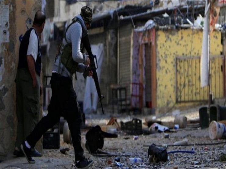 تجدد الاشتباكات بين "فتح" و"أنصار الله" في مخيم للفلسطينيين جنوبي لبنان تجدد الاشتباكات بين "فتح" و"أنصار الله" في مخيم للفلسطينيين جنوبي لبنان