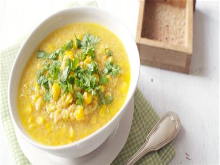 طريقة عمل شوربة الشعرية بالجمبري المسلوق والذرة طريقة عمل شوربة الشعرية بالجمبري المسلوق والذرة