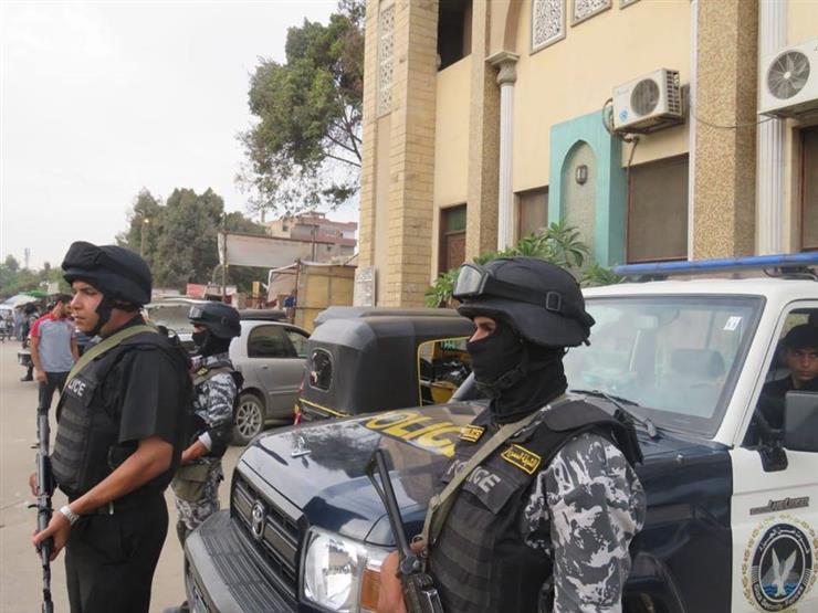 الأمن العام يحرر مدير شركة من الخطف لاستيلائه على مليون جنيه من خاطفيه بالبحر الأحمر الأمن العام يحرر مدير شركة من الخطف لاستيلائه على مليون جنيه من خاطفيه بالبحر الأحمر