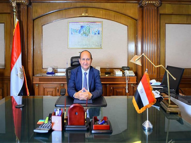 وزير الصناعة يبحث مع رئيس شركة"ميت بروم" الروسية استثماراتها بمصر وزير الصناعة يبحث مع رئيس شركة"ميت بروم" الروسية استثماراتها بمصر