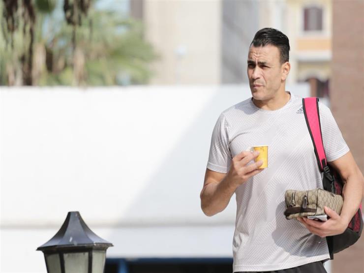 تقارير سعودية: أحد يفاضل بين الحضري وإكرامي تقارير سعودية: أحد يفاضل بين الحضري وإكرامي