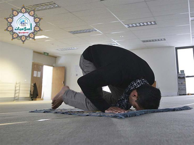 فتاوى الصلاة (16): هل يُستحب ستر رأس الرجل في الصلاة؟ فتاوى الصلاة (16): هل يُستحب ستر رأس الرجل في الصلاة؟