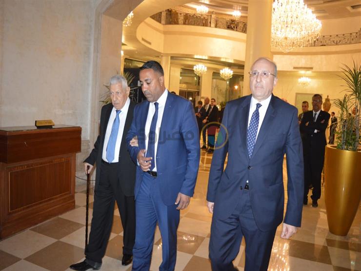 مكرم محمد أحمد: الشيخ زايد أنشأ وطنًا فريدًا يرفض التعصب والتمييز مكرم محمد أحمد: الشيخ زايد أنشأ وطنًا فريدًا يرفض التعصب والتمييز