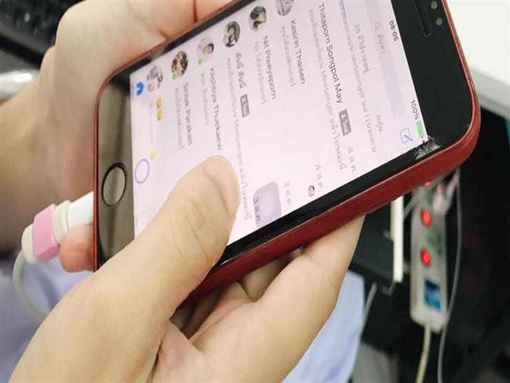 قراصنة يعرضون آلاف الحسابات على "فيسبوك" للبيع قراصنة يعرضون آلاف الحسابات على "فيسبوك" للبيع