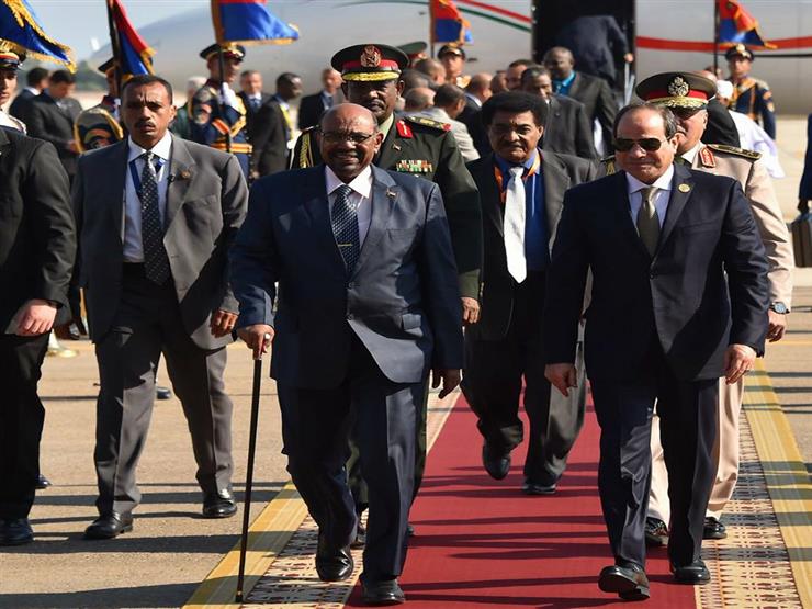 متحدث الرئاسة: مباحثات السيسي والبشير تعكس إرادة قوية لتعزيز العلاقات متحدث الرئاسة: مباحثات السيسي والبشير تعكس إرادة قوية لتعزيز العلاقات