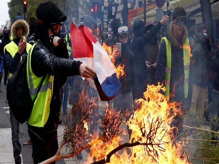 ترقب وانتظار لخطاب ماكرون حول احتجاجات "السترات الصفراء" ترقب وانتظار لخطاب ماكرون حول احتجاجات "السترات الصفراء"