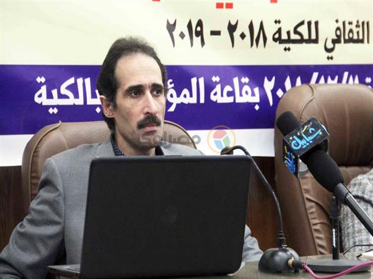 الجلاد لطلاب إعلام القاهرة: الصحافة أصبحت مهنة صعبة.. وتحتاج لصحفي بأدوات جديدة الجلاد لطلاب إعلام القاهرة: الصحافة أصبحت مهنة صعبة.. وتحتاج لصحفي بأدوات جديدة
