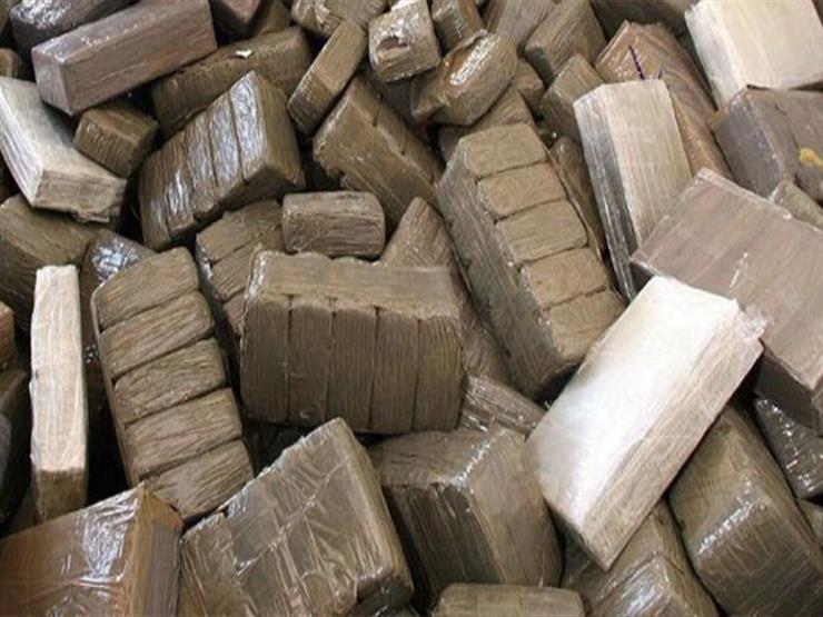 اليوم.. محاكمة عصابة دولية حازت 3 ملايين قرص مخدر و4 أطنان حشيش اليوم.. محاكمة عصابة دولية حازت 3 ملايين قرص مخدر و4 أطنان حشيش