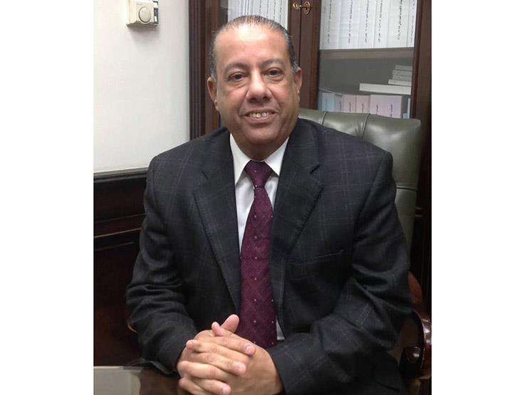 عبد العظيم حسين رئيسا جديدا لمصلحة الضرائب عبد العظيم حسين رئيسا جديدا لمصلحة الضرائب