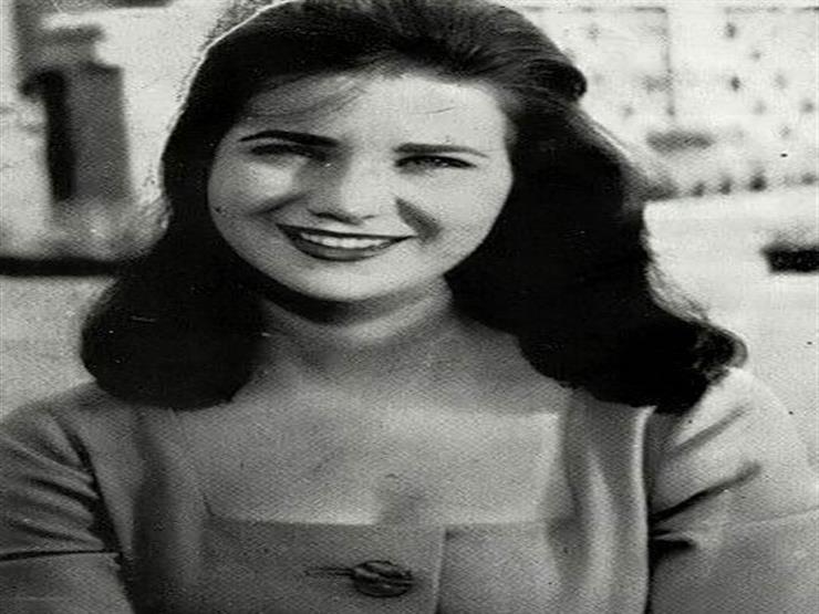 زبيدة ثروت في حوار مع عمرو الليثي: "بيليه كان عاوز يتجوزني وأسافر معاه البرازيل" زبيدة ثروت في حوار مع عمرو الليثي: "بيليه كان عاوز يتجوزني وأسافر معاه البرازيل"