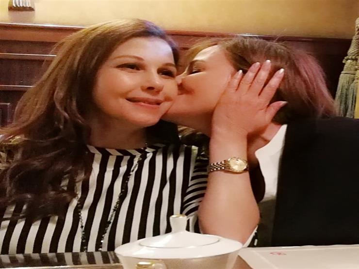 كارول سماحة تهنئ ماجدة الرومي بعيد ميلادها كارول سماحة تهنئ ماجدة الرومي بعيد ميلادها
