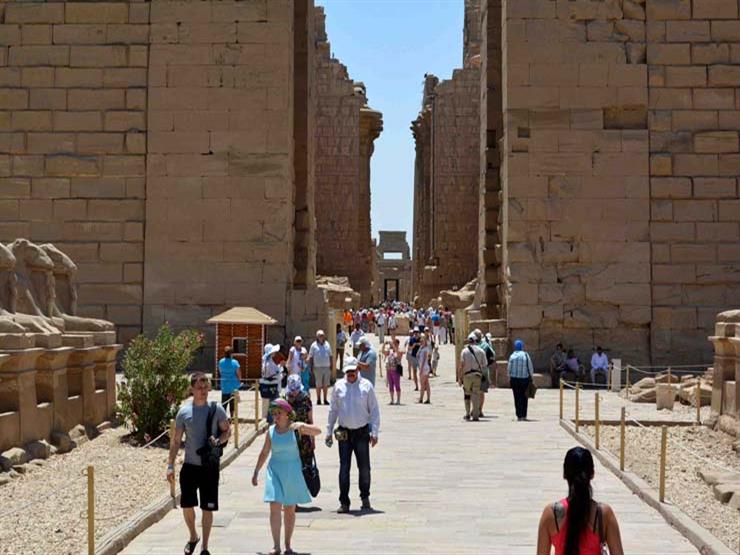 عرض مجاني للصوت والضوء بمعبد الكرنك احتفالا بـ٣٠ يونيو عرض مجاني للصوت والضوء بمعبد الكرنك احتفالا بـ٣٠ يونيو