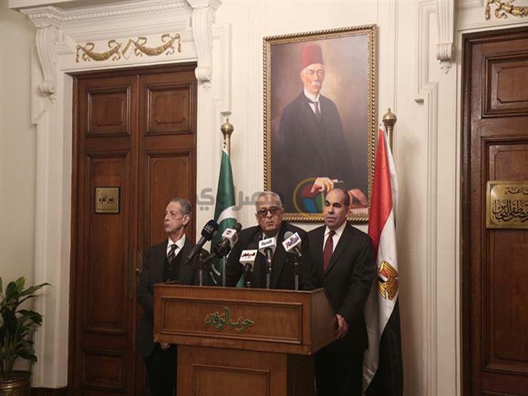 "أبوشقة": تشكيل "حكومة ظل".. وفتح أبواب "الوفد" أمام جميع المواطنين "أبوشقة": تشكيل "حكومة ظل".. وفتح أبواب "الوفد" أمام جميع المواطنين