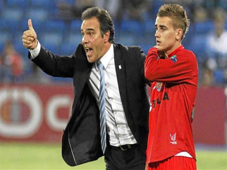 الأهلي يعلن.. وصول مدرب أوروجوياني للتفاوض على خلافة كارتيرون الأهلي يعلن.. وصول مدرب أوروجوياني للتفاوض على خلافة كارتيرون
