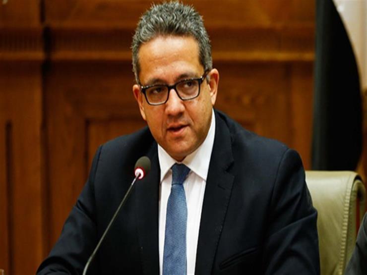 وزير الآثار: ثبتنا عقود 2787 موظفًا وصعدنا 21 عاملا لمناصب قيادية في 2018 وزير الآثار: ثبتنا عقود 2787 موظفًا وصعدنا 21 عاملا لمناصب قيادية في 2018