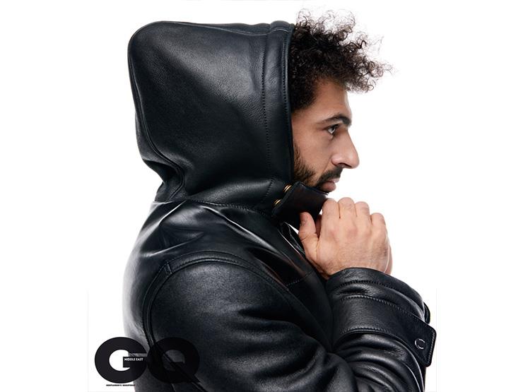 الجاكيت الجلد الأسود
