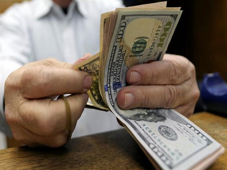  الدولار يستقر أمام الجنيه في 10 بنوك بنهاية التعاملات