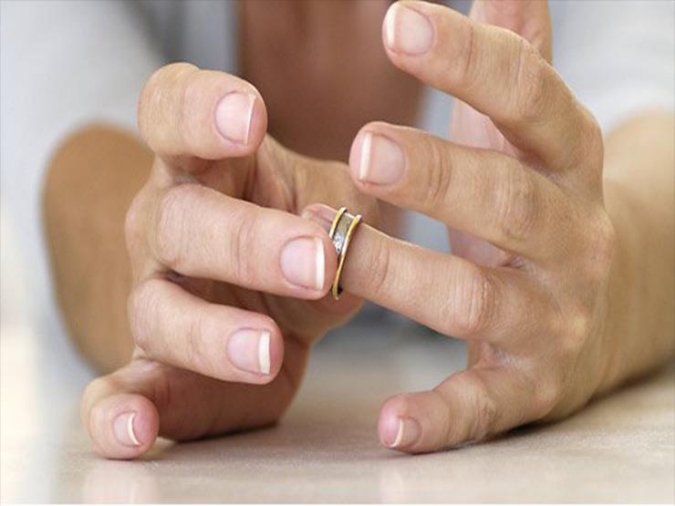 فتاوى المرأة (65): من هي الزوجة الناشز؟ فتاوى المرأة (65): من هي الزوجة الناشز؟
