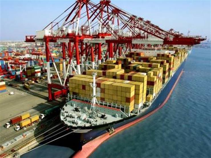 تفريغ 6299 طن حديد في ميناء غرب بورسعيد تفريغ 6299 طن حديد في ميناء غرب بورسعيد