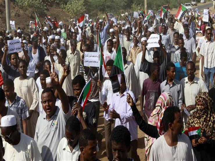 قتيلان و8 جرحى في احتجاجات أم درمان بالسودان قتيلان و8 جرحى في احتجاجات أم درمان بالسودان