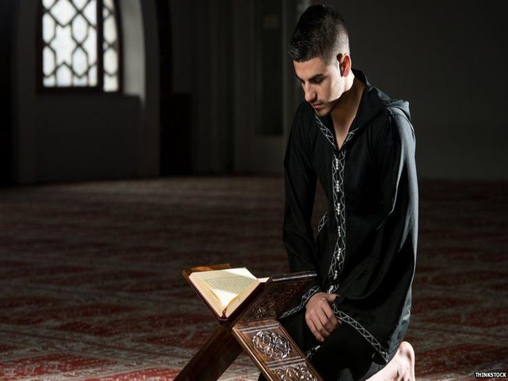 10 آداب لتلاوة القرآن الكريم.. تعرف عليها من المفتي السابق 10 آداب لتلاوة القرآن الكريم.. تعرف عليها من المفتي السابق