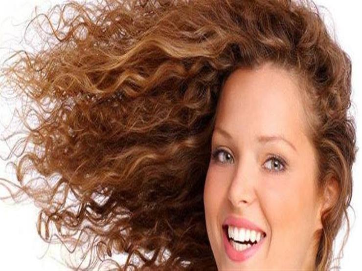 5 وصفات للعناية بالشعر المجعد.. منها قناع العسل 5 وصفات للعناية بالشعر المجعد.. منها قناع العسل