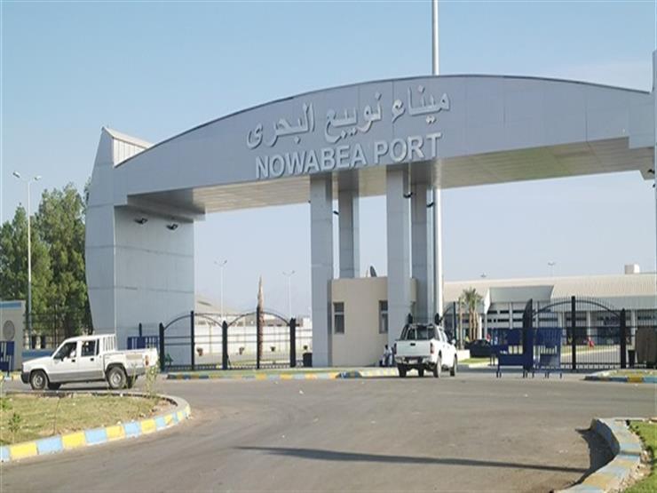 إغلاق ميناء نويبع بسبب الأحوال الجوية إغلاق ميناء نويبع بسبب الأحوال الجوية