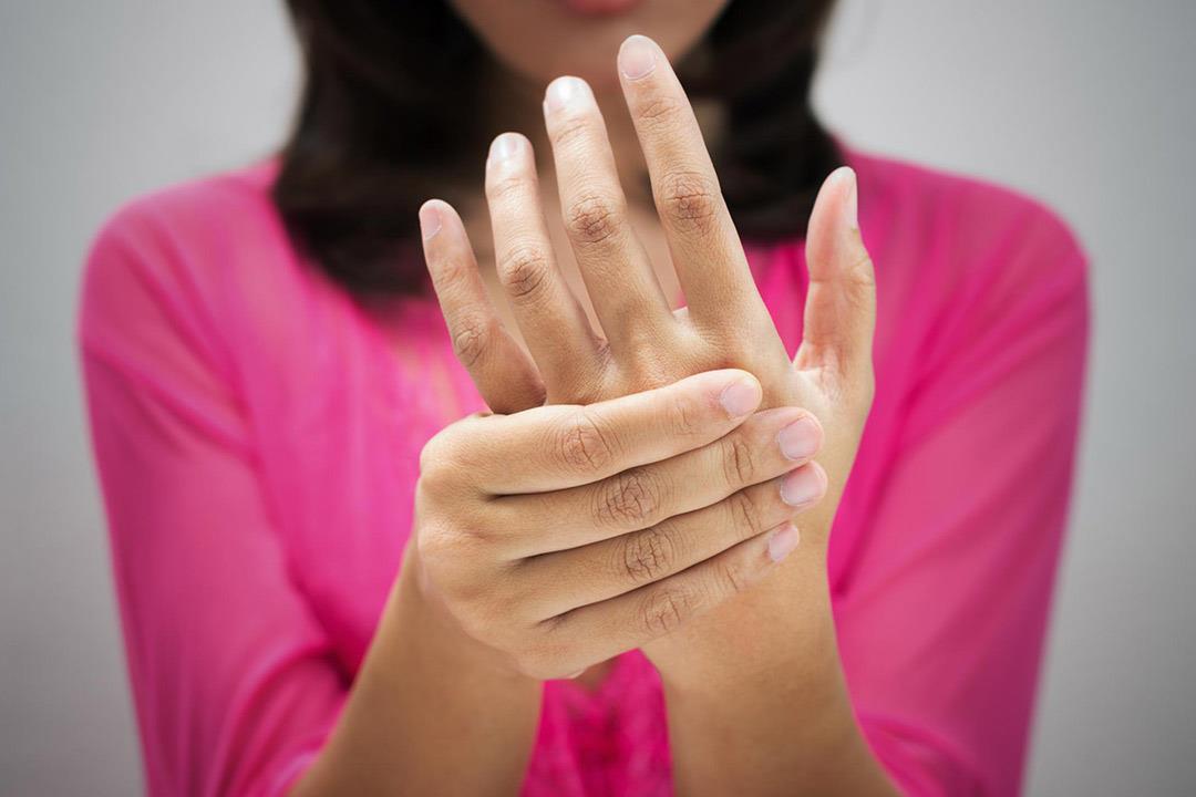 احذر.. هذه المادة تسبب الشلل الرعاش احذر.. هذه المادة تسبب الشلل الرعاش