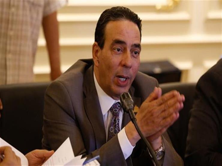 برلماني يحذر من كارثة بسبب تكدس مصابي كورونا أمام صيدليات الإسعاف برلماني يحذر من كارثة بسبب تكدس مصابي كورونا أمام صيدليات الإسعاف