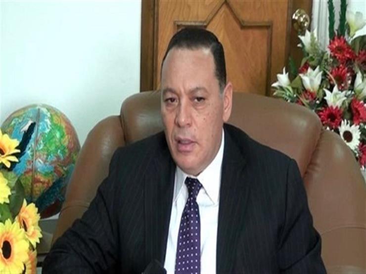 محافظ الشرقية يستجيب لطلب مواطن ويسلمه وحدة سكنية محافظ الشرقية يستجيب لطلب مواطن ويسلمه وحدة سكنية